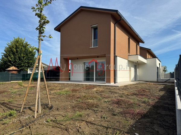 casa indipendente in vendita a Padova in zona Mandria