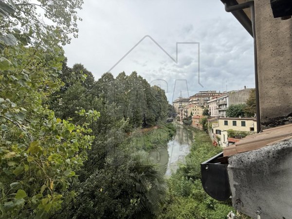 appartamento in vendita a Padova in zona Centro Storico