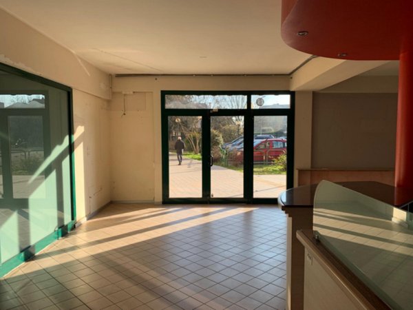 negozio in vendita a Padova in zona San Carlo