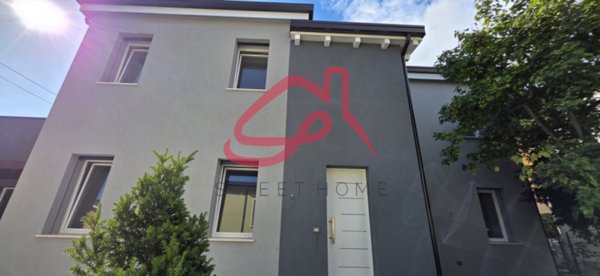 casa indipendente in vendita a Padova in zona Stanga