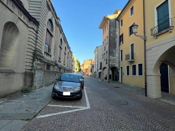 appartamento in vendita a Padova in zona Centro Storico