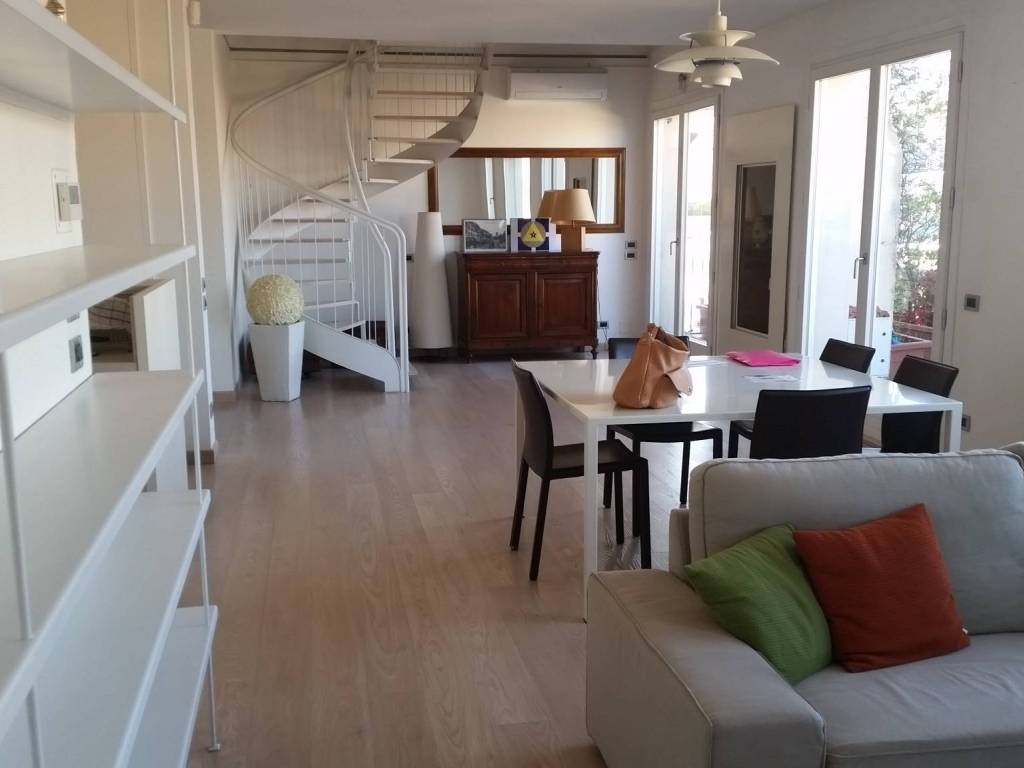 appartamento in vendita a Padova in zona Savonarola