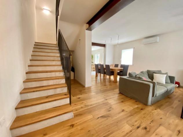 casa indipendente in vendita a Padova in zona Altichiero