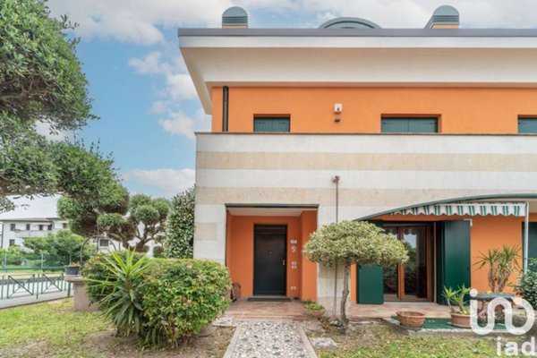 casa indipendente in vendita a Padova in zona Montà