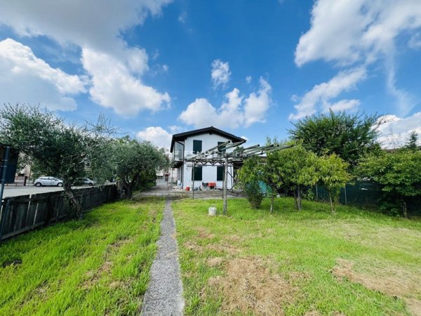 casa indipendente in vendita a Padova in zona Torre