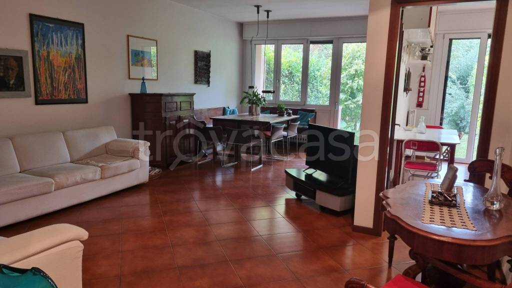 casa indipendente in vendita a Padova in zona Montà