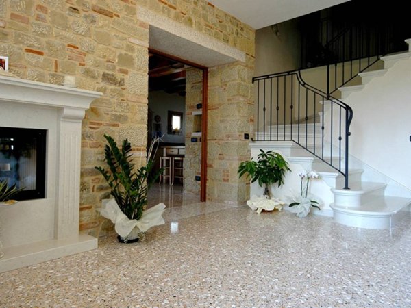 casa indipendente in vendita a Padova in zona Arcella