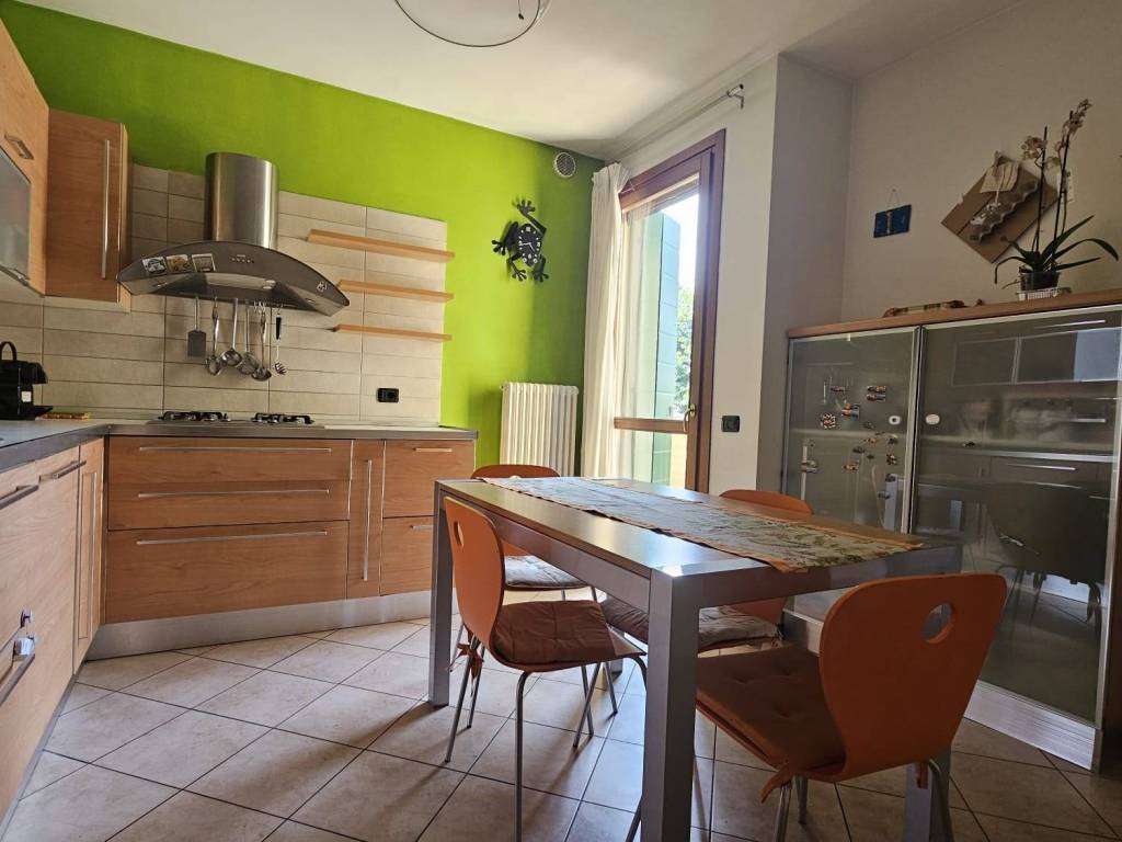 appartamento in vendita a Padova in zona Ponte di Brenta