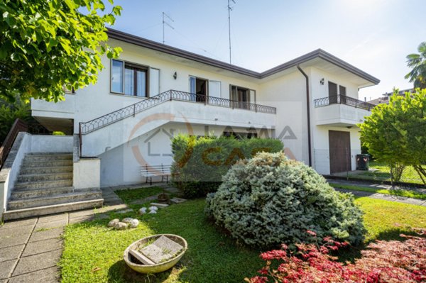 casa indipendente in vendita a Padova in zona Madonna Pellegrina