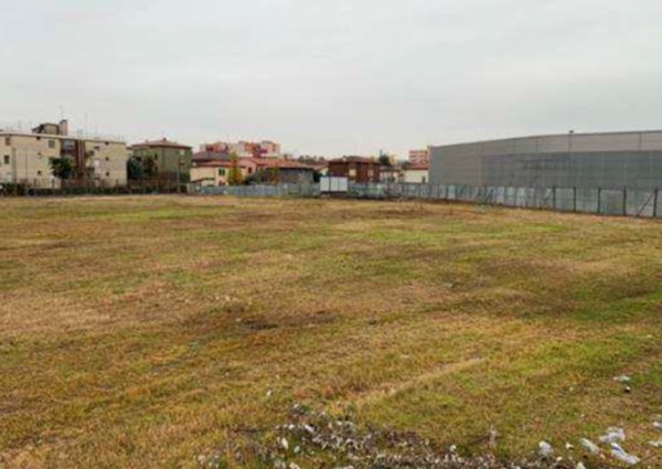 terreno edificabile in vendita a Padova in zona Pontevigodarzere