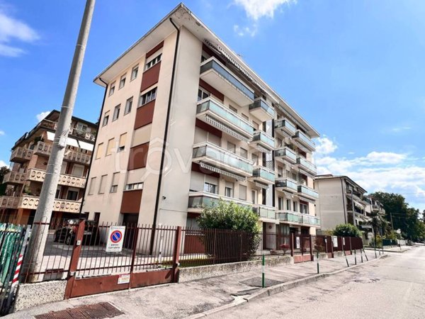 appartamento in vendita a Padova in zona Brentelle