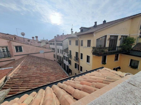 appartamento in vendita a Padova in zona Centro Storico