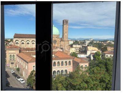 appartamento in vendita a Padova in zona Savonarola