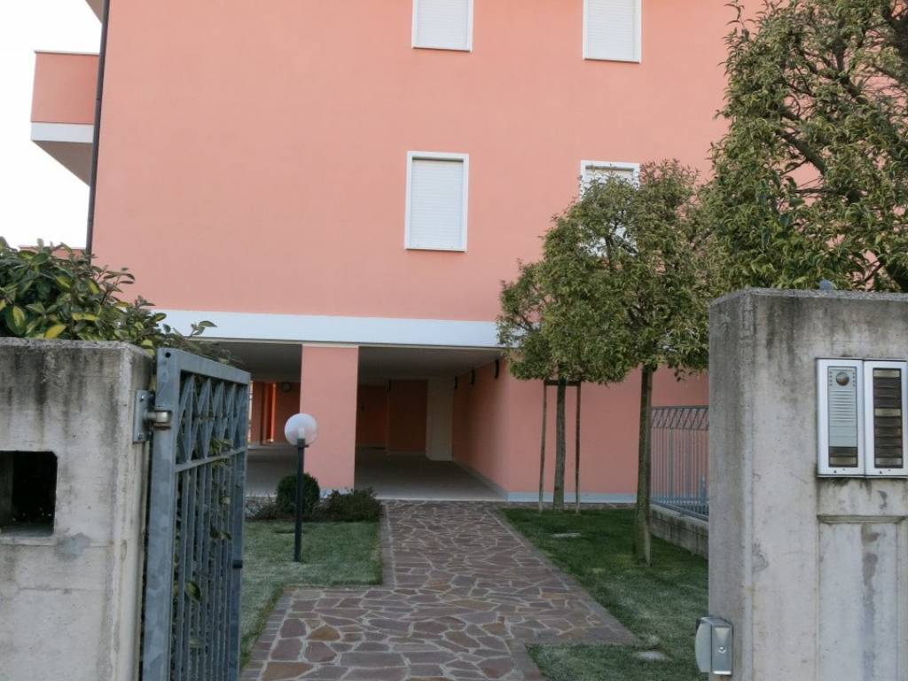 appartamento in vendita a Padova in zona Sacra Famiglia