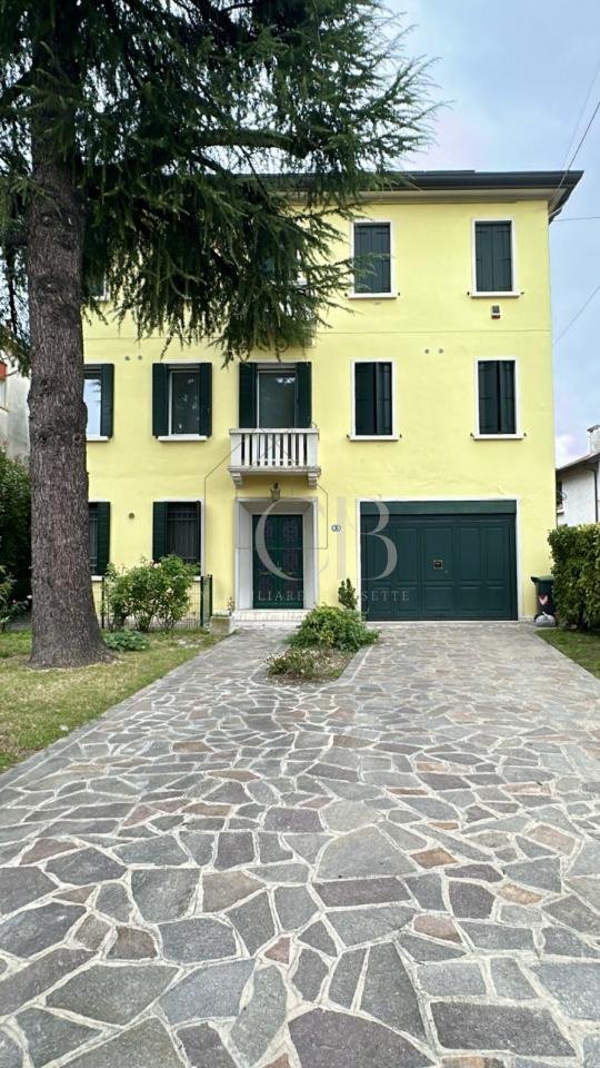 appartamento in vendita a Padova in zona Pontevigodarzere