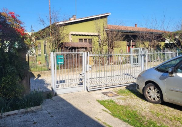 casa indipendente in vendita a Padova