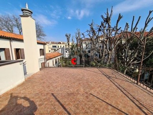 appartamento in vendita a Padova in zona Centro Storico