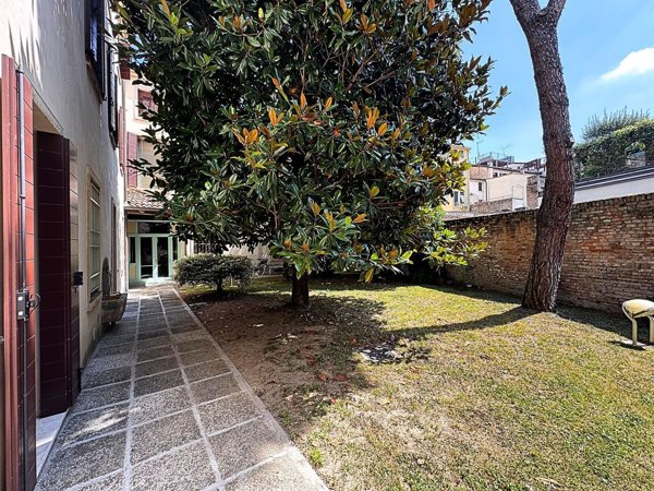 appartamento in vendita a Padova in zona Centro Storico