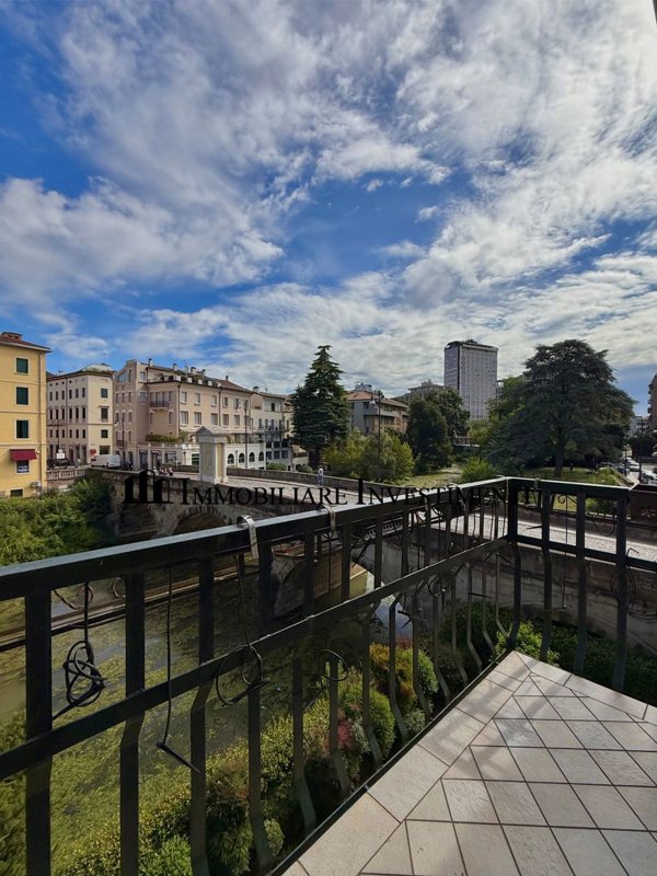 appartamento in vendita a Padova in zona Centro Storico
