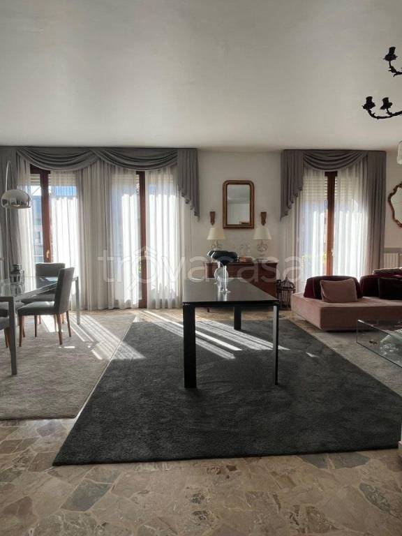 appartamento in vendita a Padova in zona Centro Storico