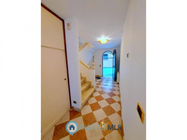 appartamento in vendita a Padova in zona Savonarola