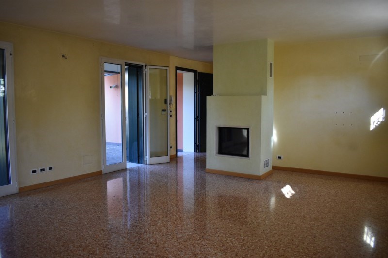 casa indipendente in vendita a Padova in zona Arcella