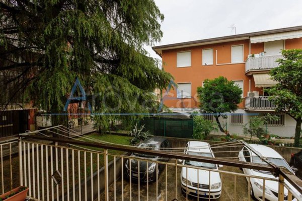 appartamento in vendita a Padova in zona Sant'Osvaldo / Santa Rita