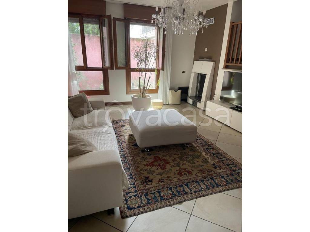 casa indipendente in vendita a Padova in zona Bassanello