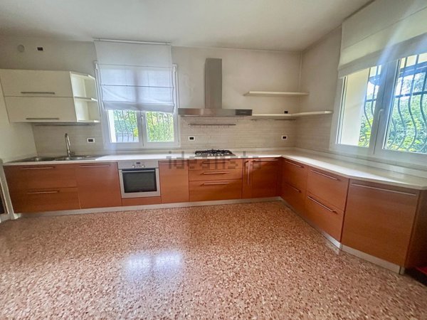 casa indipendente in vendita a Padova in zona San Carlo