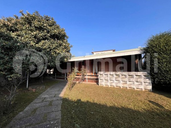 casa indipendente in vendita a Padova in zona Stanga