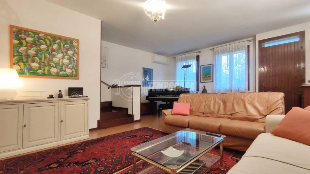 casa indipendente in vendita a Padova in zona Montà