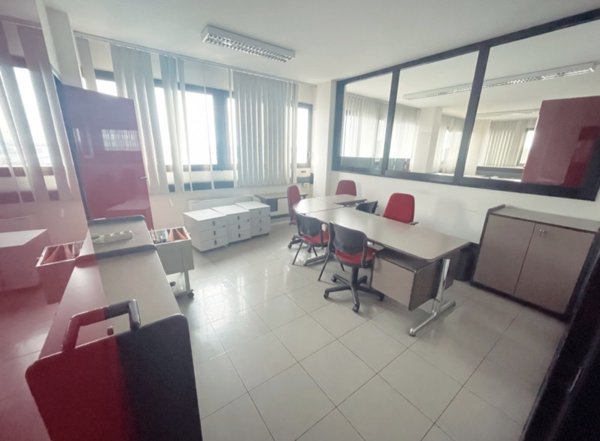 ufficio in vendita a Padova in zona Camin / Granze