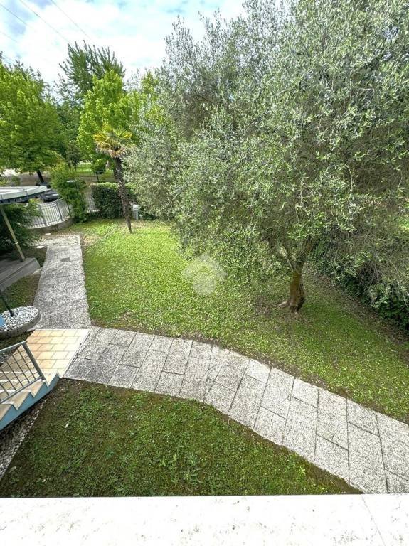 casa indipendente in vendita a Padova in zona Altichiero