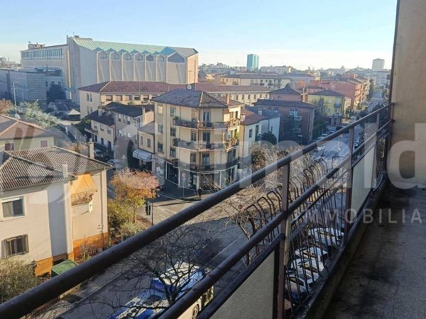 appartamento in vendita a Padova in zona Arcella