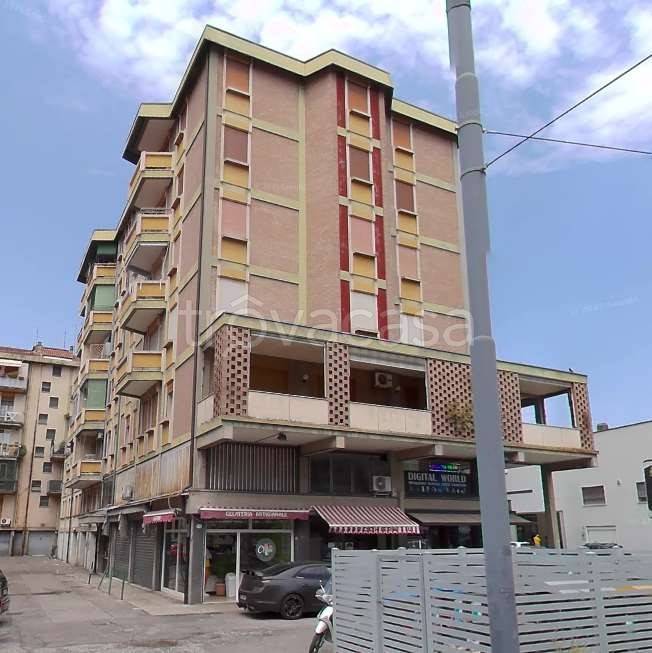 appartamento in vendita a Padova in zona San Carlo