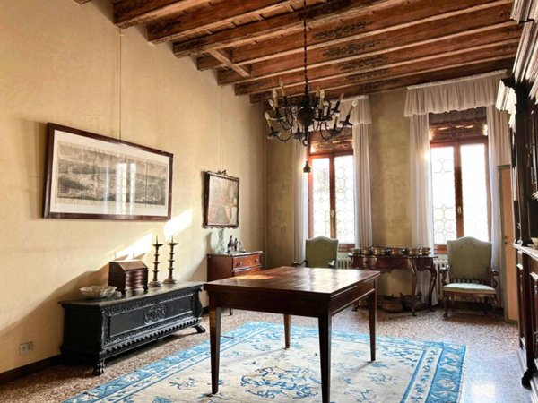 casa indipendente in vendita a Padova in zona Santa Croce