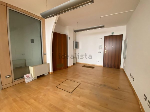 ufficio in vendita a Padova in zona Stanga
