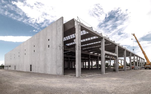 capannone in vendita a Padova in zona San Lazzaro