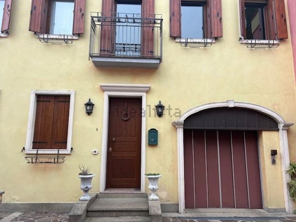 casa indipendente in vendita a Padova in zona Centro Storico