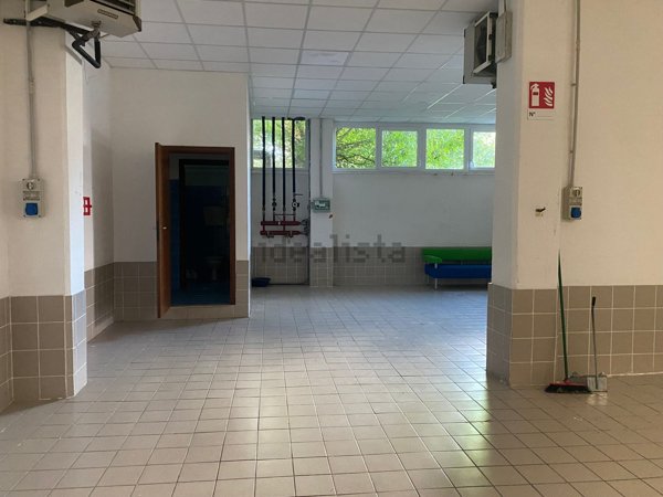 capannone in vendita a Padova in zona San Carlo