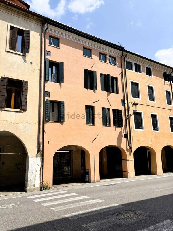 appartamento in vendita a Padova in zona Portello