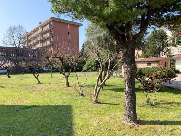 casa indipendente in vendita a Padova in zona Madonna Pellegrina