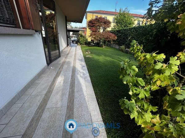 casa indipendente in vendita a Padova in zona Ponte di Brenta