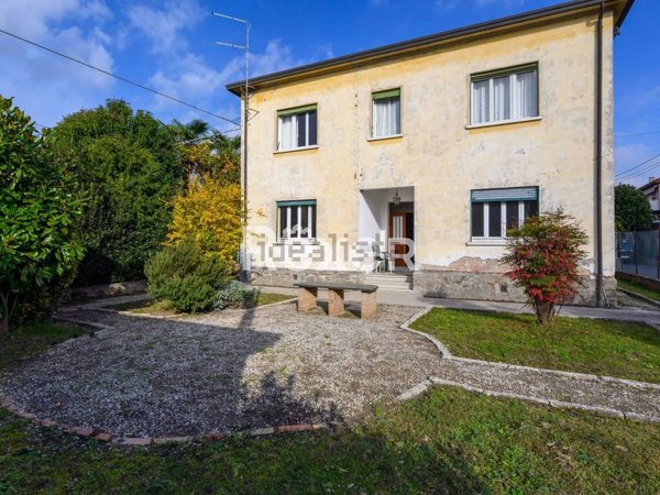 casa indipendente in vendita a Padova in zona Madonna Pellegrina