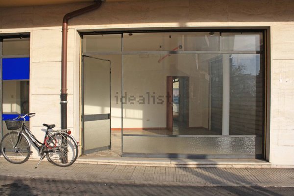 negozio in vendita a Padova in zona Madonna Pellegrina