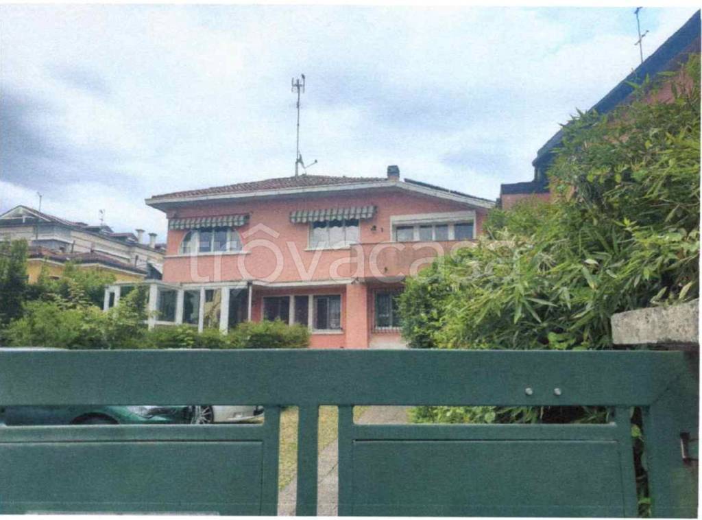 casa indipendente in vendita a Padova in zona Guizza