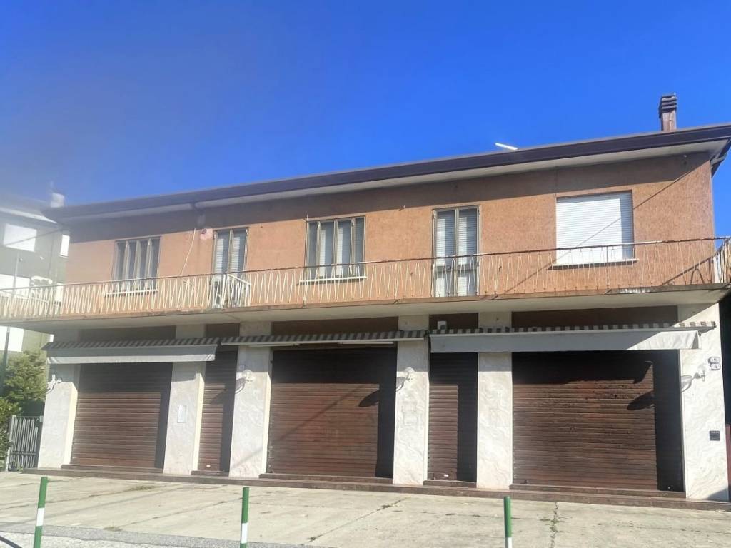 appartamento in vendita a Padova in zona Brentelle