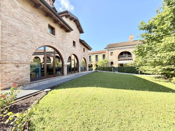 ufficio in vendita a Padova in zona Savonarola