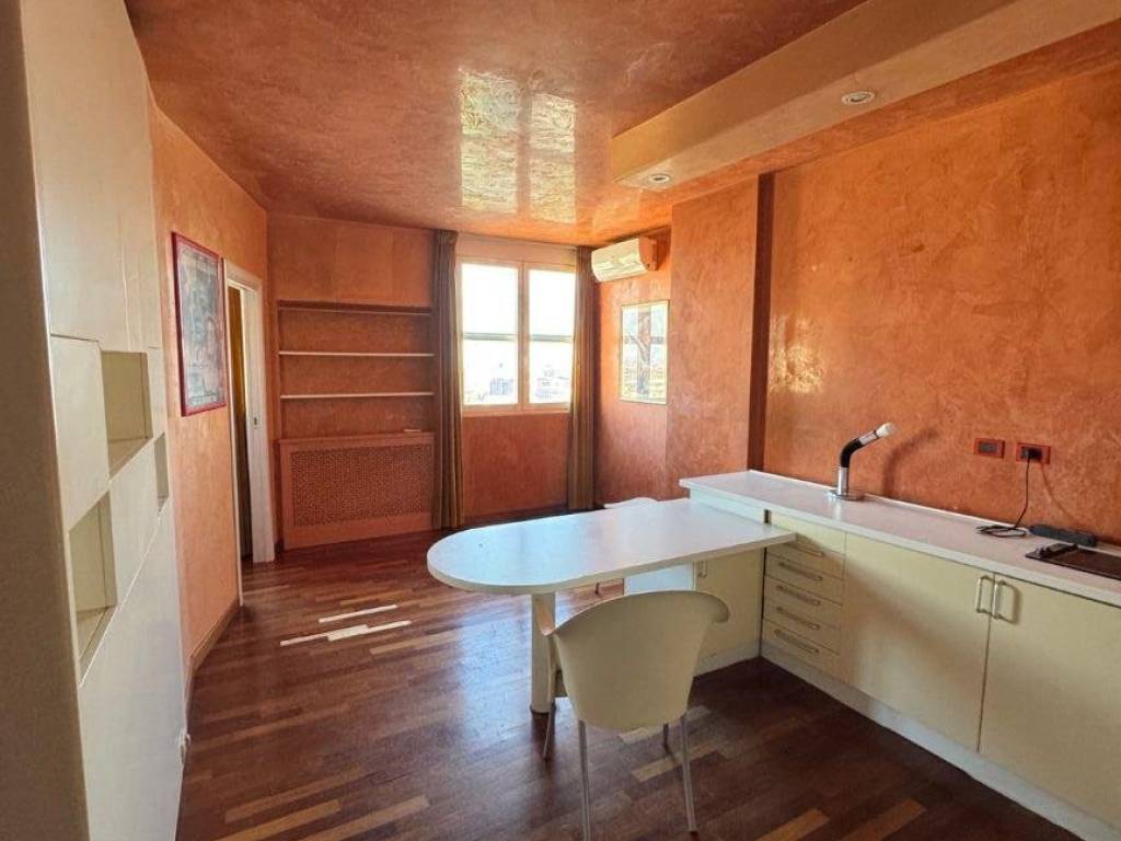 appartamento in vendita a Padova in zona Savonarola