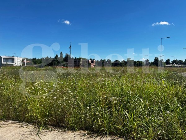 terreno edificabile in vendita a Padova in zona Brentelle